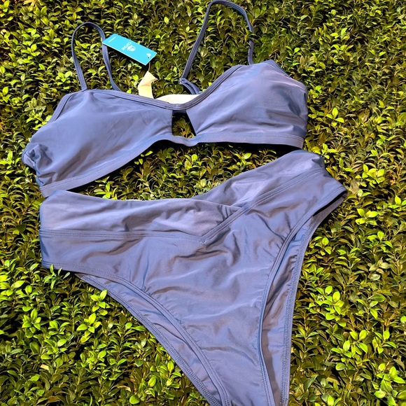 Cupshe Cutout Bralette & V-Front High Waist Bikini Set Women's Size Small - Picture 2 of 7